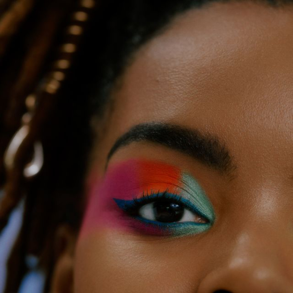 7 Best Eye Shadow Sticks for Foolproof Glam